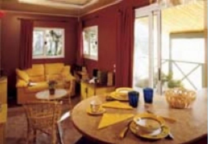 La Grande Tortue Hotel Cande-sur-Beuvron Room photo